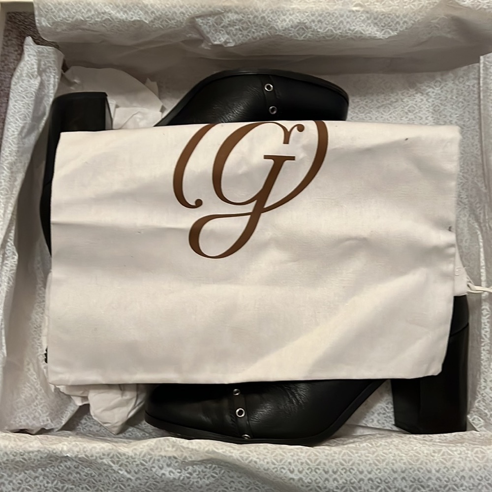 M. Gemi Black Leather Ankle Boots with Silver Eyelet Detailing - Picture 7 of 8